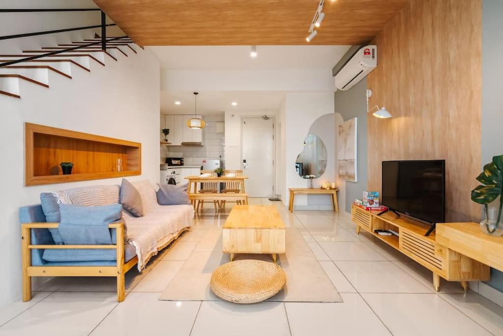 Pangsapuri Arte Mont Kiara Netflix Muji 3rooms 6pax Kuala Lumpur